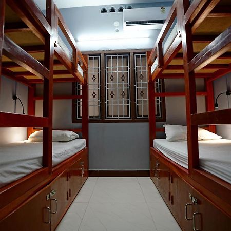 Nomad House Hostel Puducherry Zewnętrze zdjęcie